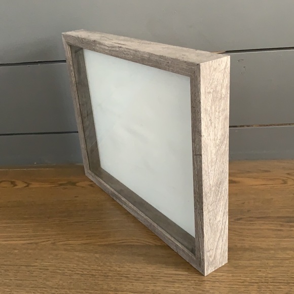 Shadow box frame - Picture 2 of 4